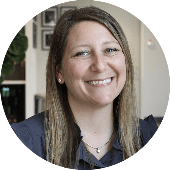 Amanda Korey Headshot